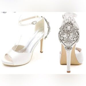 Creative Sugar satin platform high heel size 40 rhinestone detail *NWOT*
